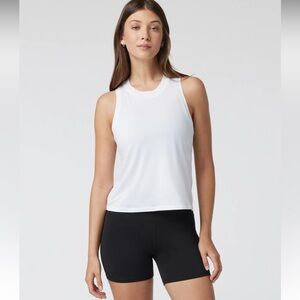 NWT Vuori energy top white L
